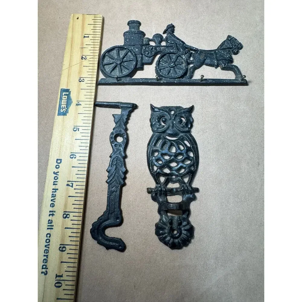 Vtg Emson Cast Iron Owl & Swivel Arm Wall Bracket Plant Hanger & Key Ring Black